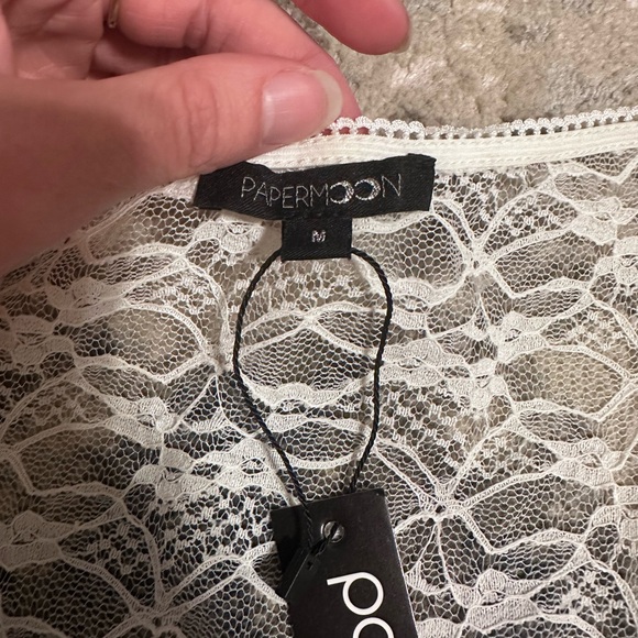 NWT Papermoon Cream Lace Blouse - Picture 3 of 5